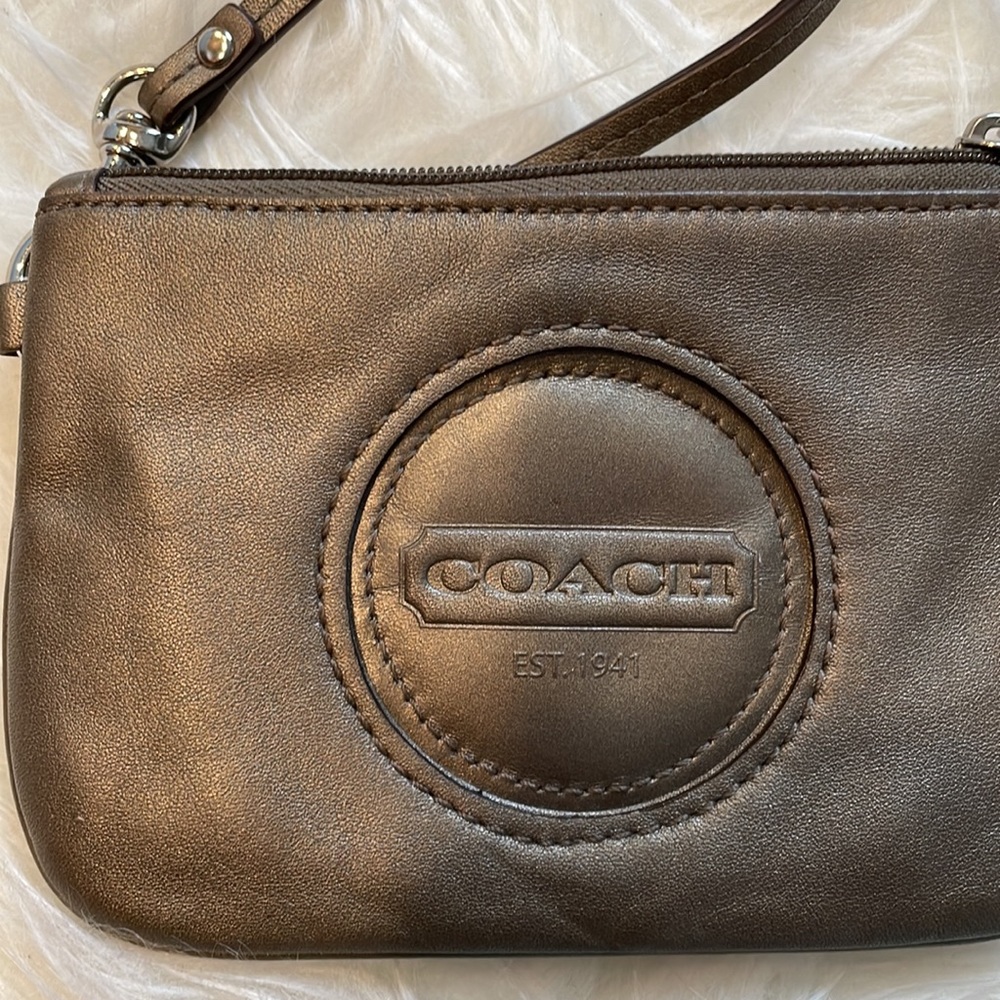 COACH clutch wallet - Picture 4 of 4
